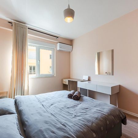 Sunny Central Apartment Дуррес Екстер'єр фото