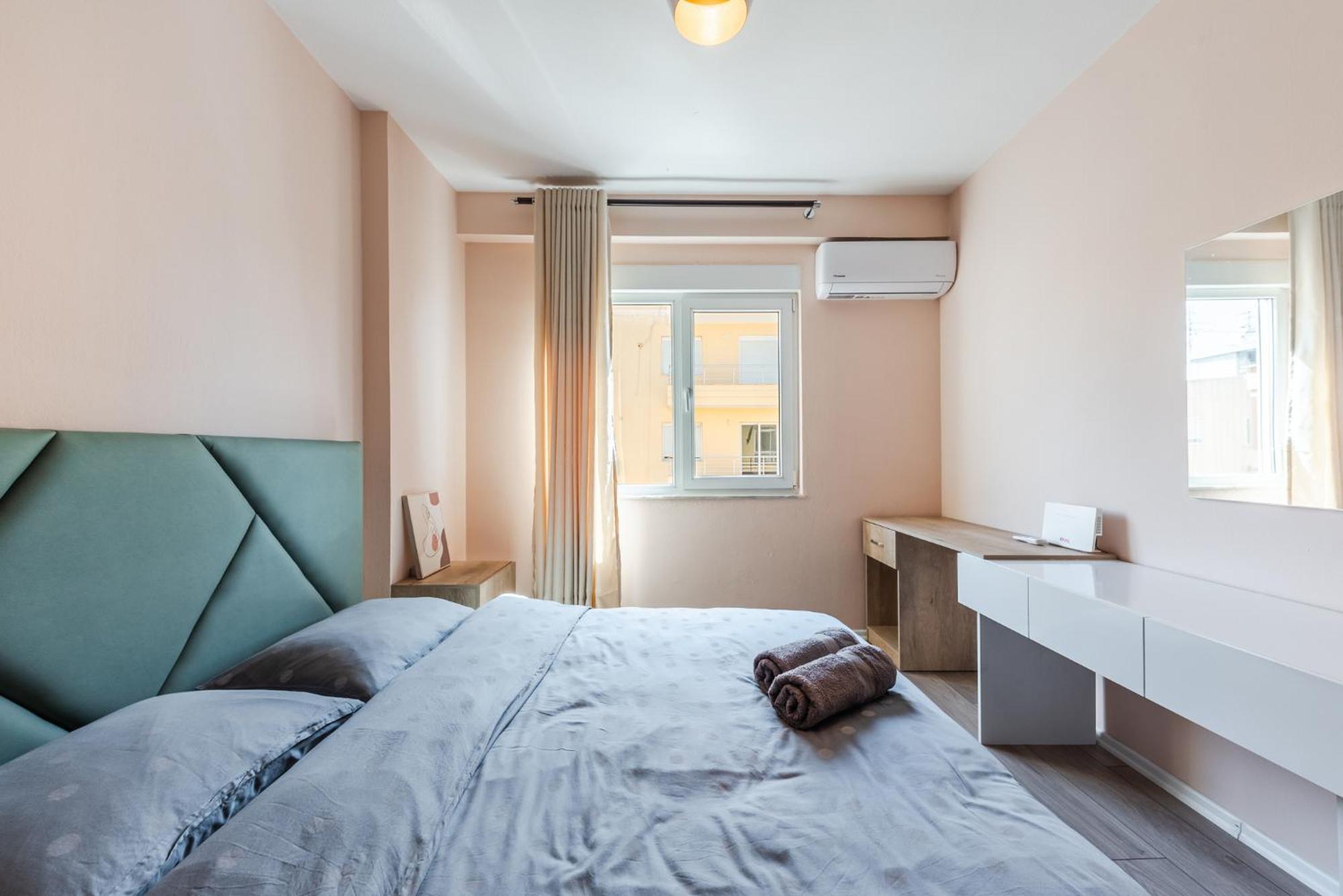 Sunny Central Apartment Дуррес Екстер'єр фото