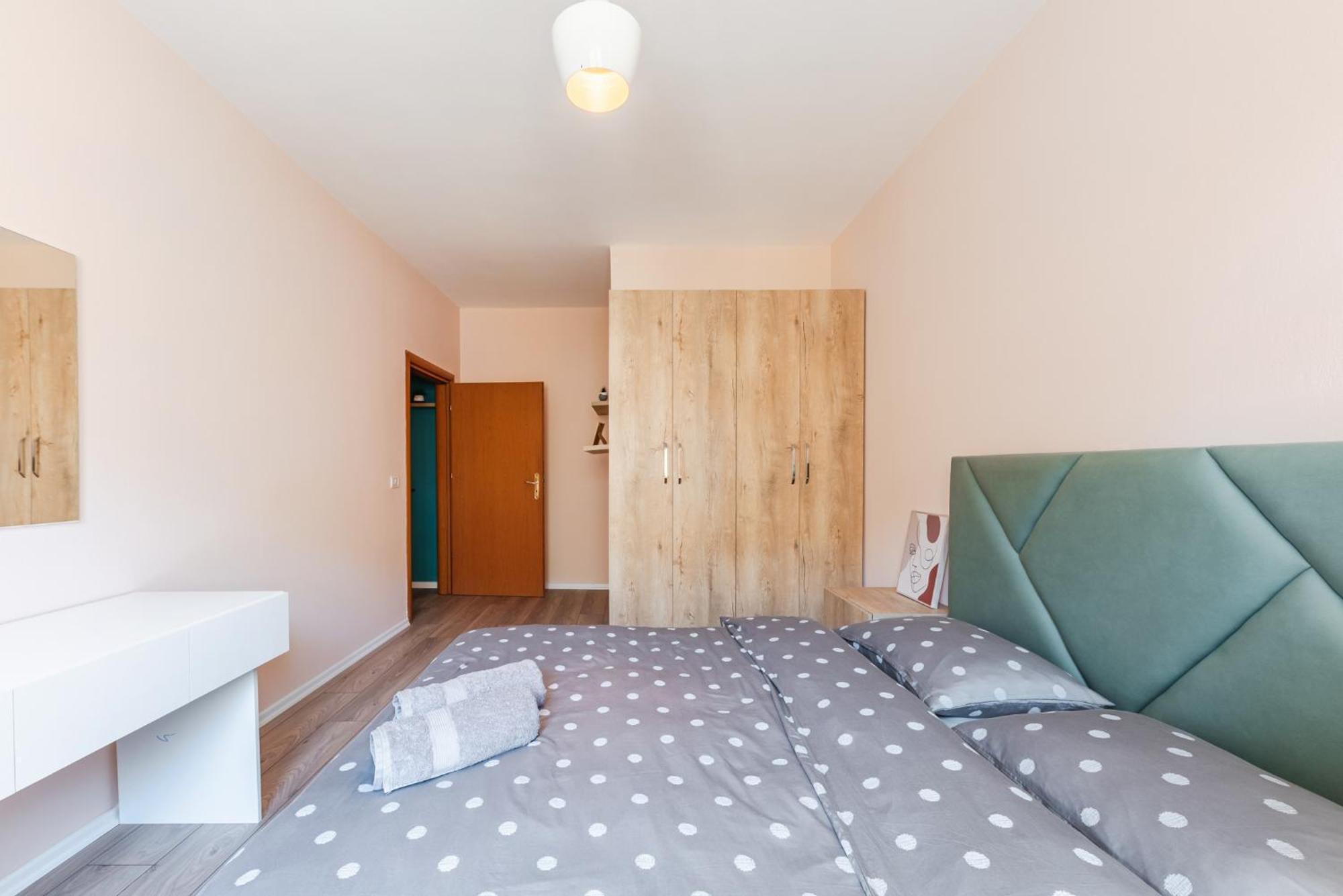 Sunny Central Apartment Дуррес Екстер'єр фото