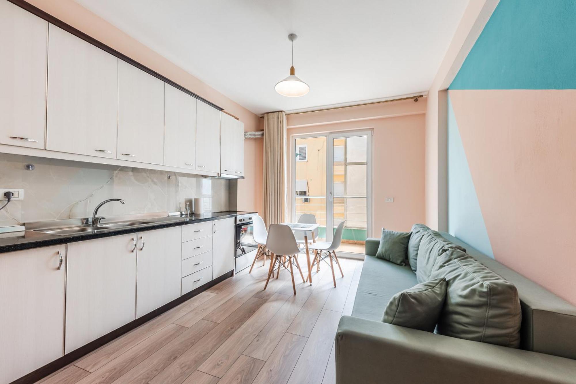 Sunny Central Apartment Дуррес Екстер'єр фото